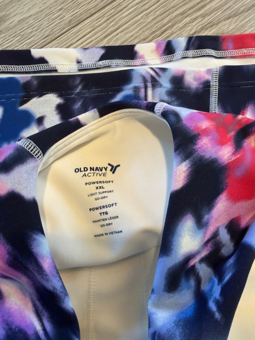 Old Navy Light Support Bra - Picture 4 of 4